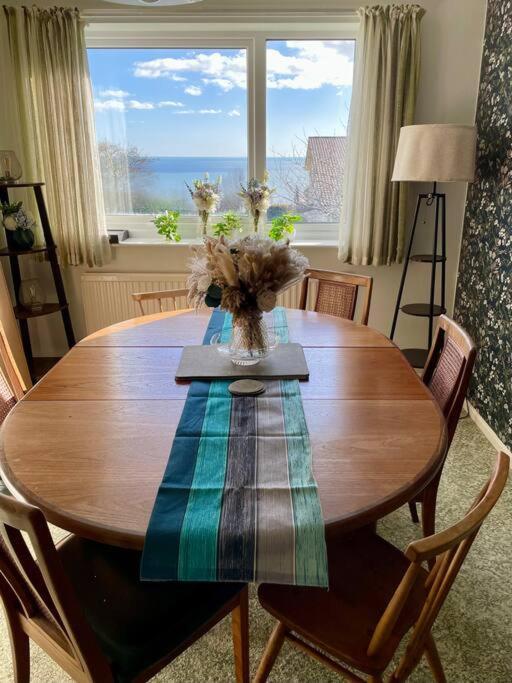 Stunning Charmouth Property With Bay Views! Екстер'єр фото