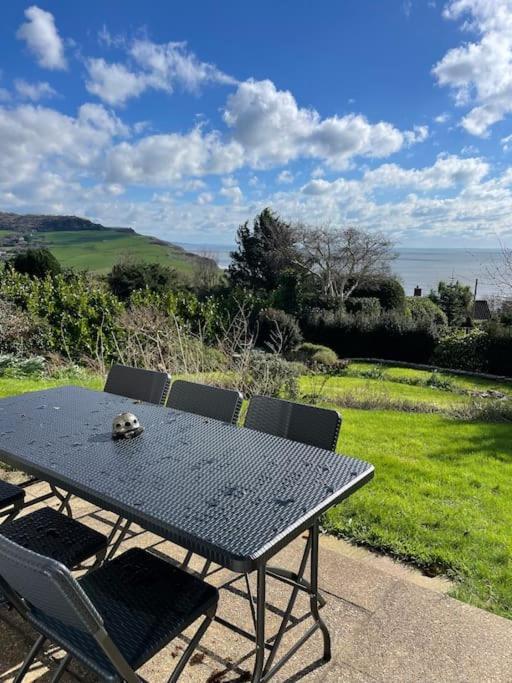 Stunning Charmouth Property With Bay Views! Екстер'єр фото