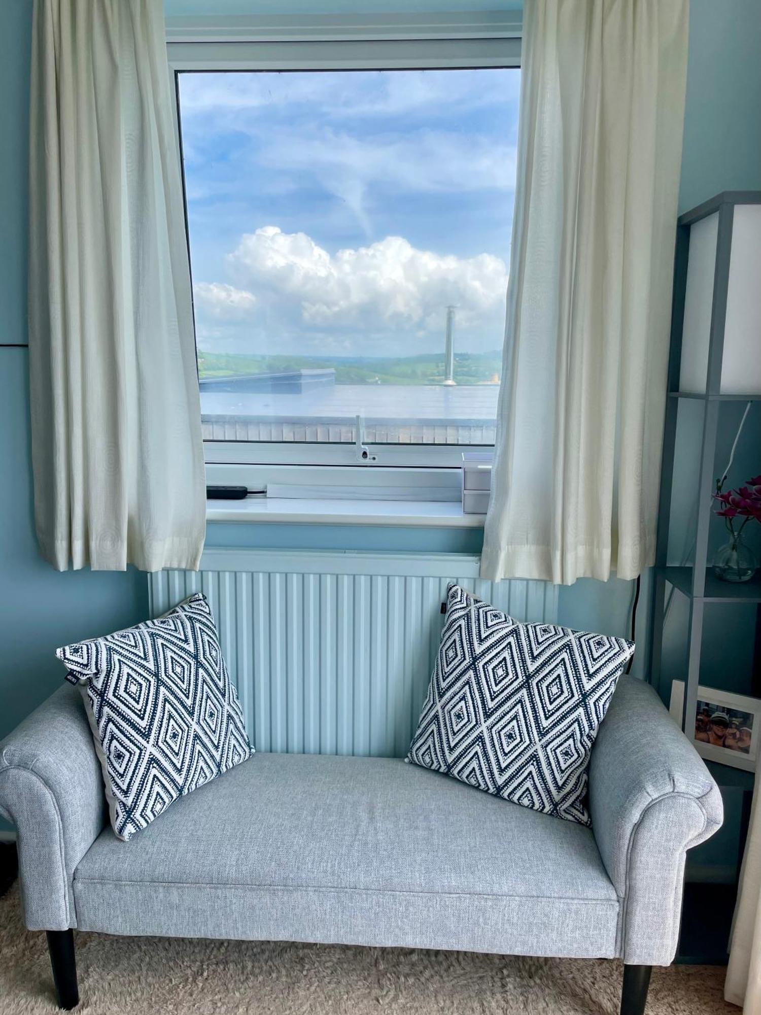 Stunning Charmouth Property With Bay Views! Екстер'єр фото